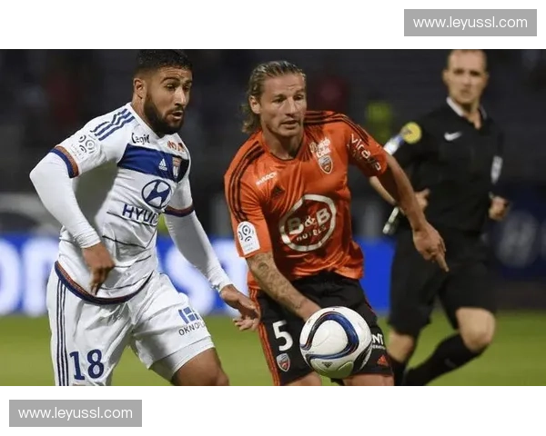 里昂vs巴黎FC历史交锋数据：客队防守端难阻火力